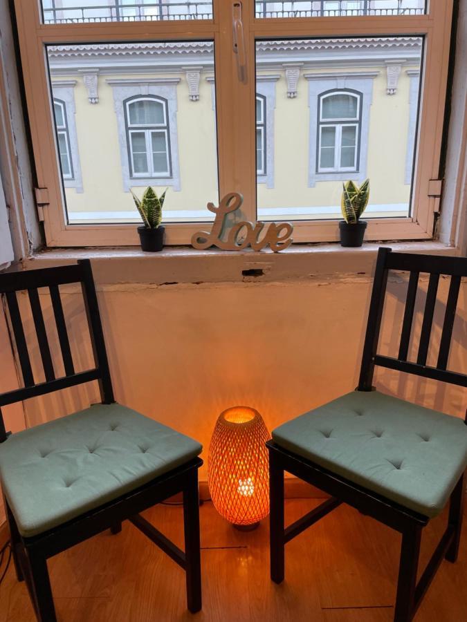 Chiado Home Lisbona Esterno foto